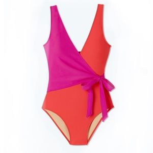 SUMMERSALT The Perfect Wrap One-Piece Size 6 NWT